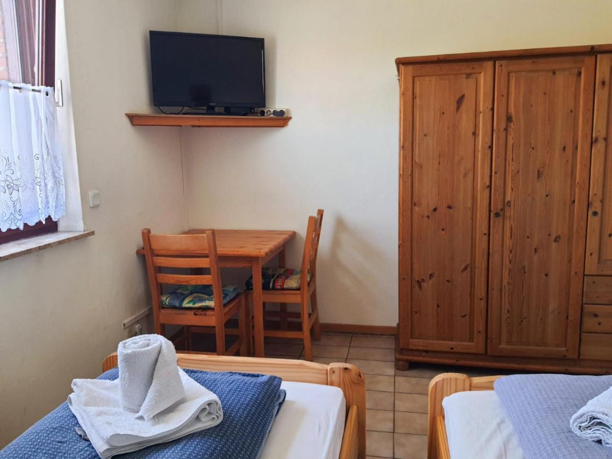 Gaestehaus Terrana Wathlingen Экстерьер фото